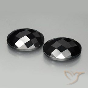 Gemme di Spinello Nero naturale da 21.22 ct, Ovale, Opaco