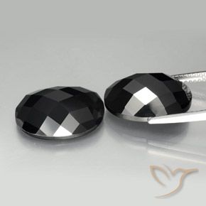 Gemme di Spinello Nero naturale da 20.00 ct, Ovale, Opaco