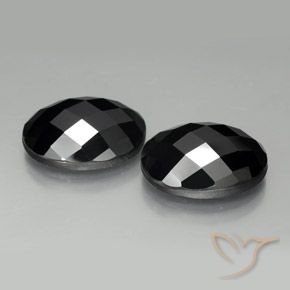 Gemme di Spinello Nero naturale da 22.04 ct, Ovale, Opaco