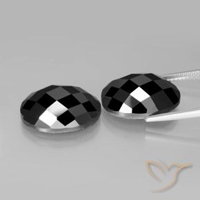 Gemme di Spinello Nero naturale da 21.63 ct, Ovale, Opaco