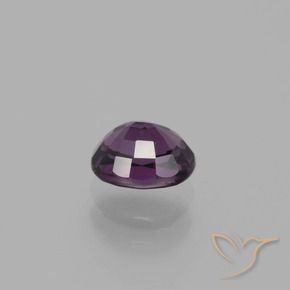 Spinello Viola medio-scuro naturale da 0.89 ct, Ovale, VVS