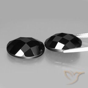 Gemme di Spinello Nero naturale da 19.41 ct, Ovale, Opaco