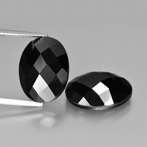 Gemme di Spinello Nero naturale da 20.26 ct, Taglio ovale, Opaco