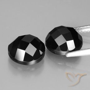 Gemme di Spinello Nero naturale da 7.77 ct, Rotondo, Opaco