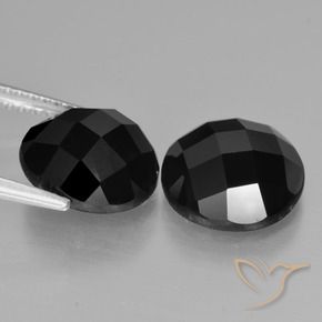 Gemme di Spinello Nero naturale da 8.20 ct, Rotondo, Opaco