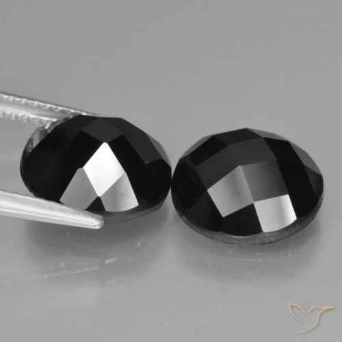 Gemme di Spinello Nero naturale da 7.87 ct, Rotondo, Opaco