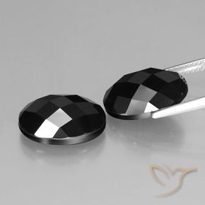 Gemme di Spinello Nero naturale da 14.24 ct, Ovale, Opaco