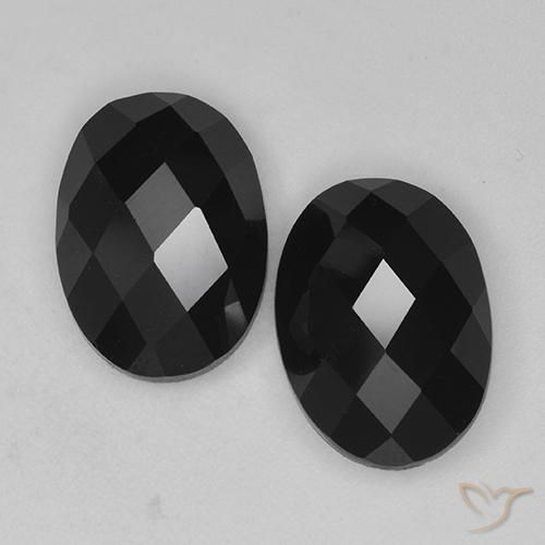 14.31ctw Naturale Nero Spinello, Ovale, Opaco