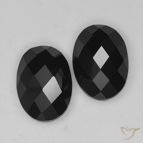 Gemme di Spinello Nero naturale da 14.31 ct, Ovale, Opaco