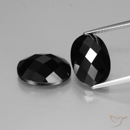 15.01ctw Naturale Nero Spinello, Ovale, Opaco