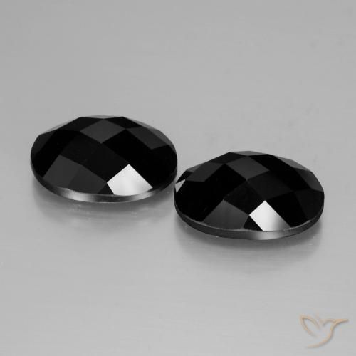 Gemme di Spinello Nero naturale da 15.01 ct, Ovale, Opaco