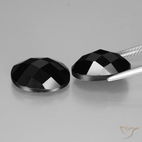 Gemme di Spinello Nero naturale da 15.01 ct, Ovale, Opaco