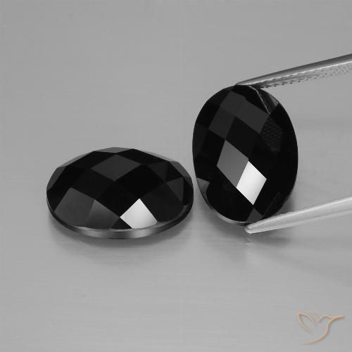 Gemme di Spinello Nero naturale da 14.11 ct, Ovale, Opaco