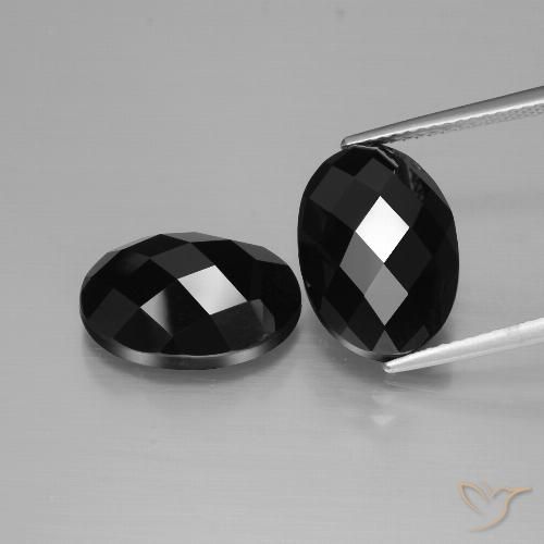Gemme di Spinello Nero naturale da 15.28 ct, Ovale, Opaco