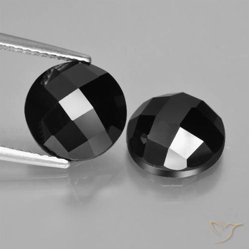 8.55ctw Naturale Nero Spinello, Rotondo, Opaco, Photo A