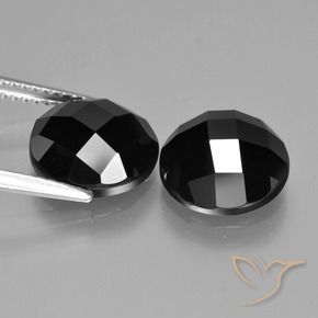 Gemme di Spinello Nero naturale da 8.61 ct, Rotondo, Opaco