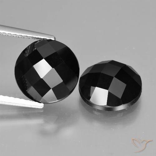 8.63ctw Naturale Nero Spinello, Rotondo, Opaco, Photo A