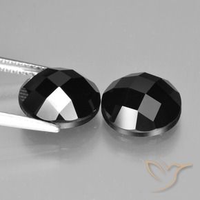 Gemme di Spinello Nero naturale da 8.63 ct, Rotondo, Opaco