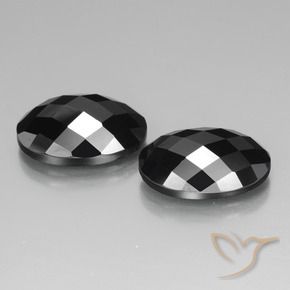 Gemme di Spinello Nero naturale da 26.87 ct, Ovale, Opaco