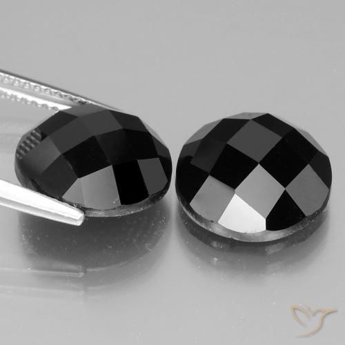 Gemme di Spinello Nero naturale da 13.79 ct, Rotondo, Opaco