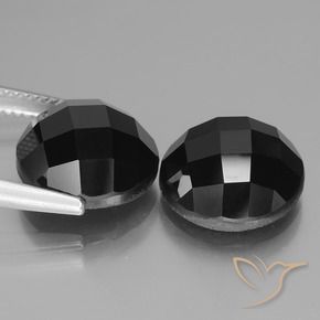 Gemme di Spinello Nero naturale da 15.82 ct, Rotondo, Opaco