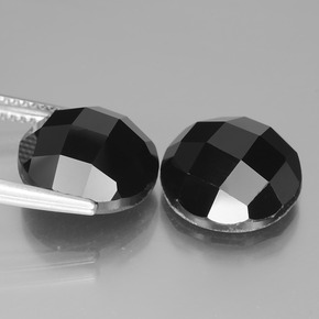 Spinello naturale nero da 14,20 ct, taglio rotondo, opaco