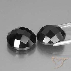 Gemme di Spinello Nero naturale da 13.75 ct, Rotondo, Opaco
