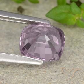 Spinello Viola molto chiaro naturale da 1.39 ct, Cuscino, VVS-VS