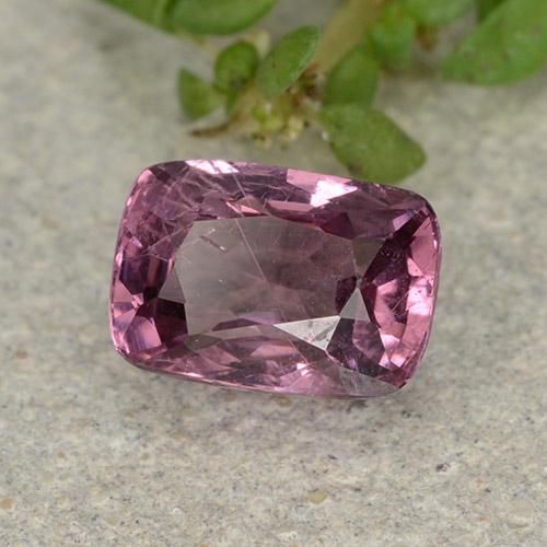 Spinello naturale porpora da 1,04 ct, taglio a cuscino, VS