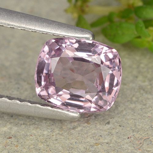 Spinello Viola rosato chiaro naturale da 1.18 ct, Cuscino, VVS-VS