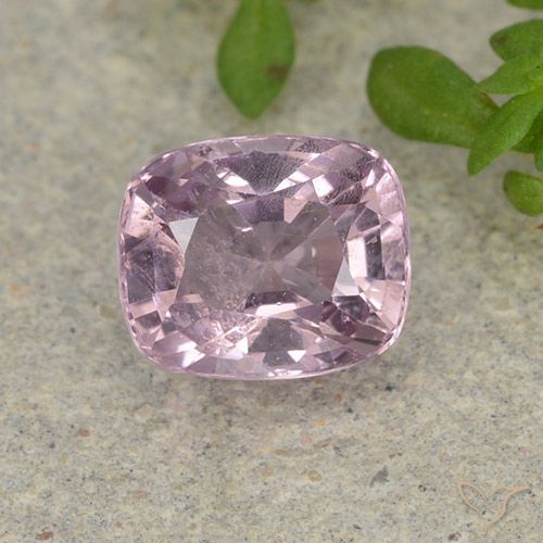 1.29ct Naturale Viola rosato molto chiaro Spinello, Cuscino, VS, Photo A