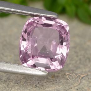 Spinello Viola chiaro naturale da 1.58 ct, Taglio a cuscino, VS
