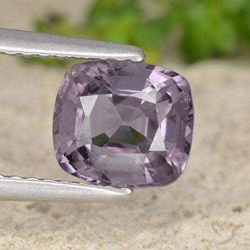 1.60ct Naturale Viola medio Spinello, Cuscino, VVS-VS