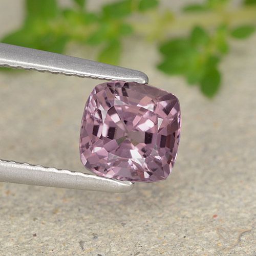 1.37ct Naturale Viola rossastro chiaro Spinello, Cuscino, VVS