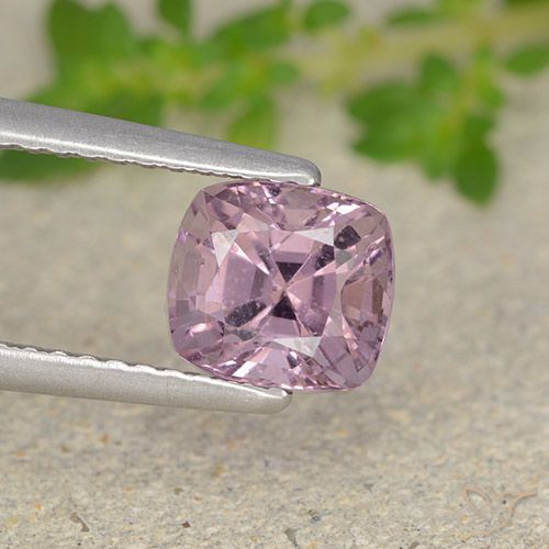 1.58ct Naturale Viola rosato chiaro Spinello, Cuscino, VVS