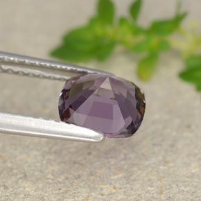 Spinello Viola d'uva naturale da 1.46 ct, Taglio a cuscino, VVS