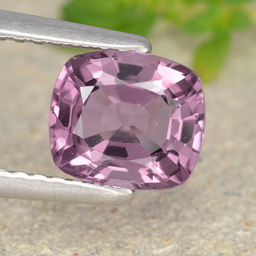 Spinello naturale porpora da 1,41 ct, taglio a cuscino, VVS