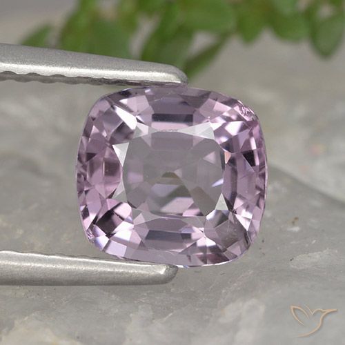 1.33ct Naturale Viola medio Spinello, Cuscino, VVS