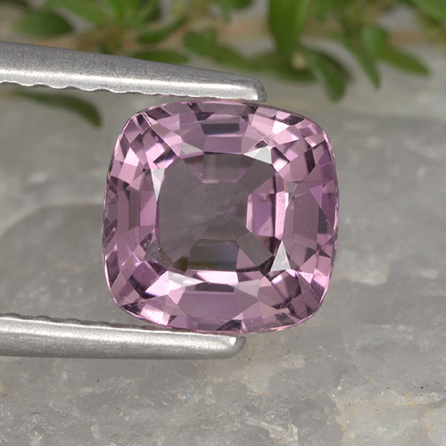 Spinello naturale porpora da 1,31 ct, taglio a cuscino, VVS