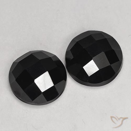 Gemme di Spinello Nero naturale da 6.89 ct, Rotondo, Opaco
