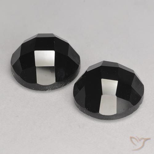 Gemme di Spinello Nero naturale da 7.84 ct, Rotondo, Opaco