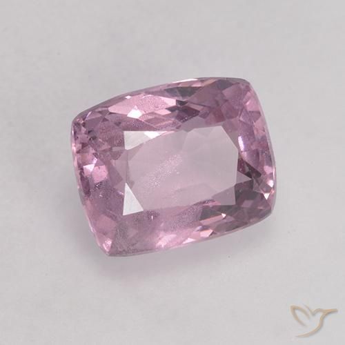 Spinello Viola medio naturale da 1.41 ct, Cuscino, VS