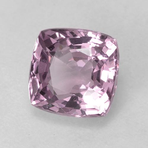 Spinello Tono rosa ciliegia naturale da 1.57 ct, Taglio a cuscino, VVS-VS