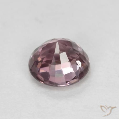 Spinello Viola rossastro naturale da 0.56 ct, Taglio rotondo, VS