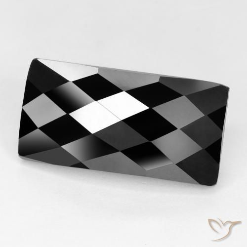 Spinello Nero naturale da 13.46 ct, Taglio a baguette, Opaco