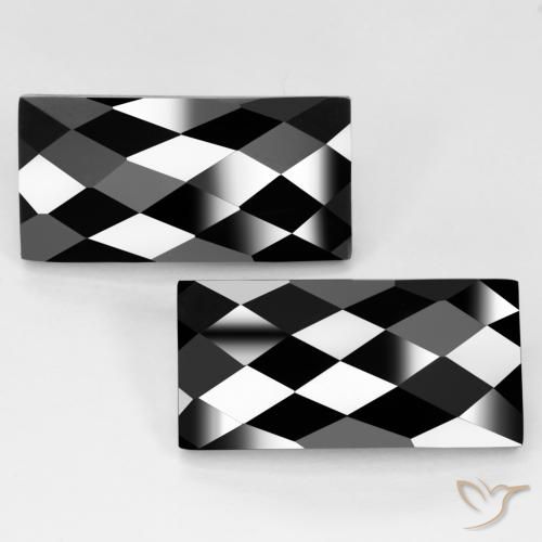 25.66ctw Naturale Nero Spinello, Taglio a baguette, Opaco