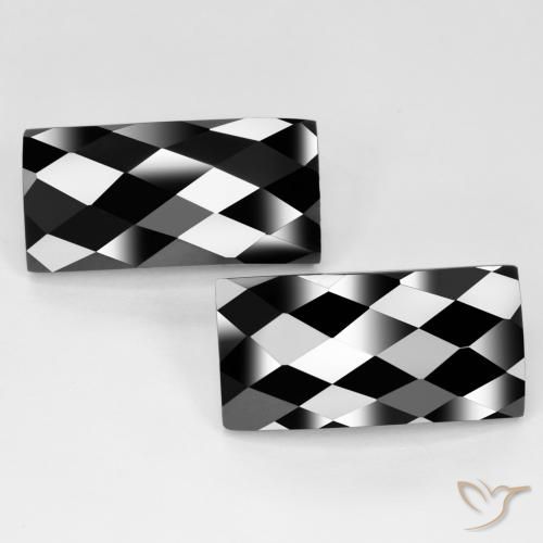 27.85ctw Naturale Nero Spinello, Taglio a baguette, Opaco