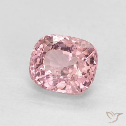 Spinello Rosa hot naturale da 0.62 ct, Cuscino, VS