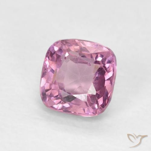 Spinello Magenta chiaro naturale da 0.52 ct, Cuscino, VS