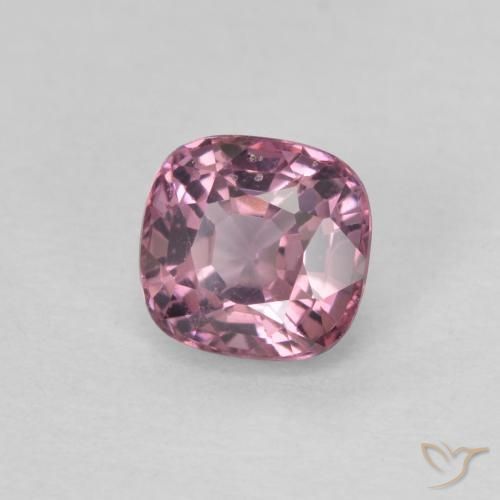 Spinello Viola medio naturale da 0.58 ct, Cuscino, VVS-VS